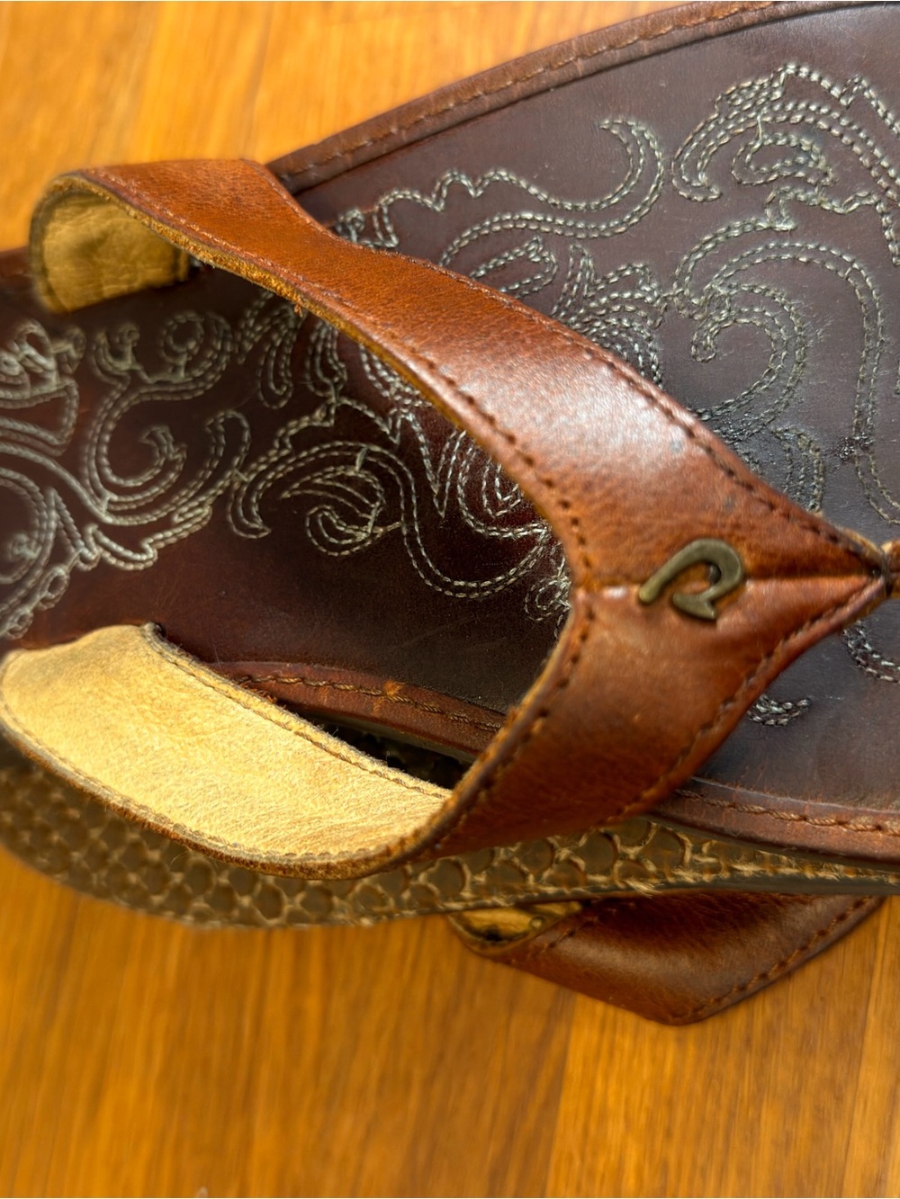 Paniolo by OLUKAI Woman’s Premium Brown Leather Sandals with Embossed Footbed - Picture 9 of 11